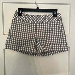 NWT Club Monaco Marianna Low Rise City Shorts Size 0 Grey & White Gingham Check
